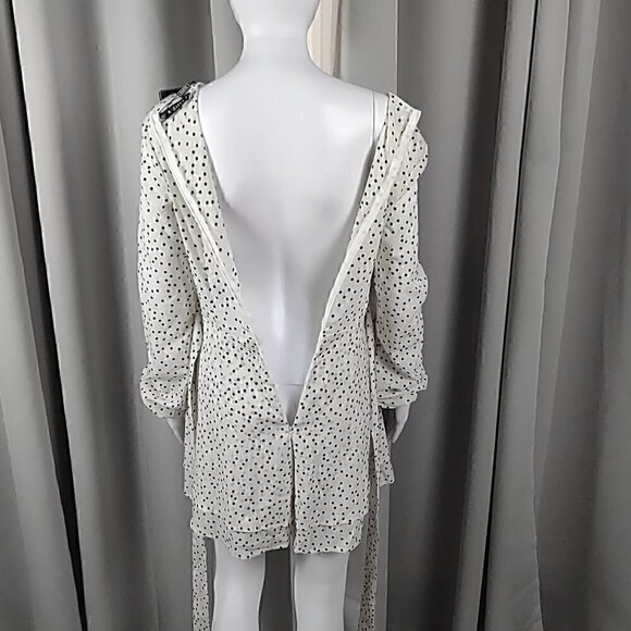 Zaful Black & White Spotted Belted Peplum Ruffle Bottom Romper Size 4 NWT - Picture 5 of 13